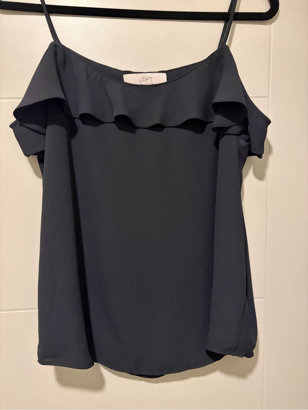 LOFT Women's Black Cold-Shoulder Ruffle Camisole Medium